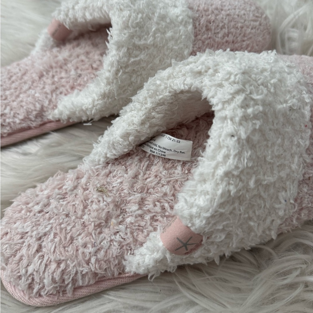 Barefoot Dreams CozyChic® Women's Malibu Slipper Pink & White - Picture 4 of 6